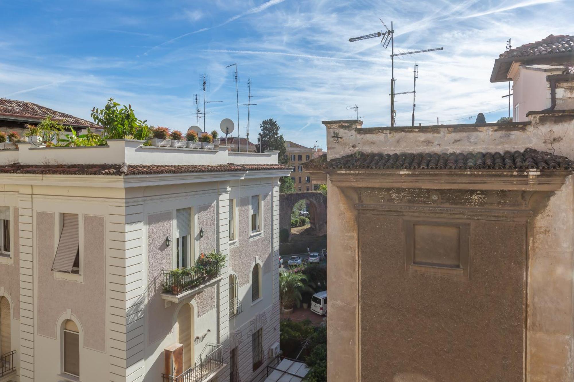 Aqua Claudia And Anio Novus Apartments Rome Bagian luar foto